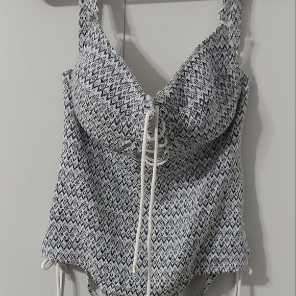 High Dive by ModCloth Swimsuit - Picture 2 of 6